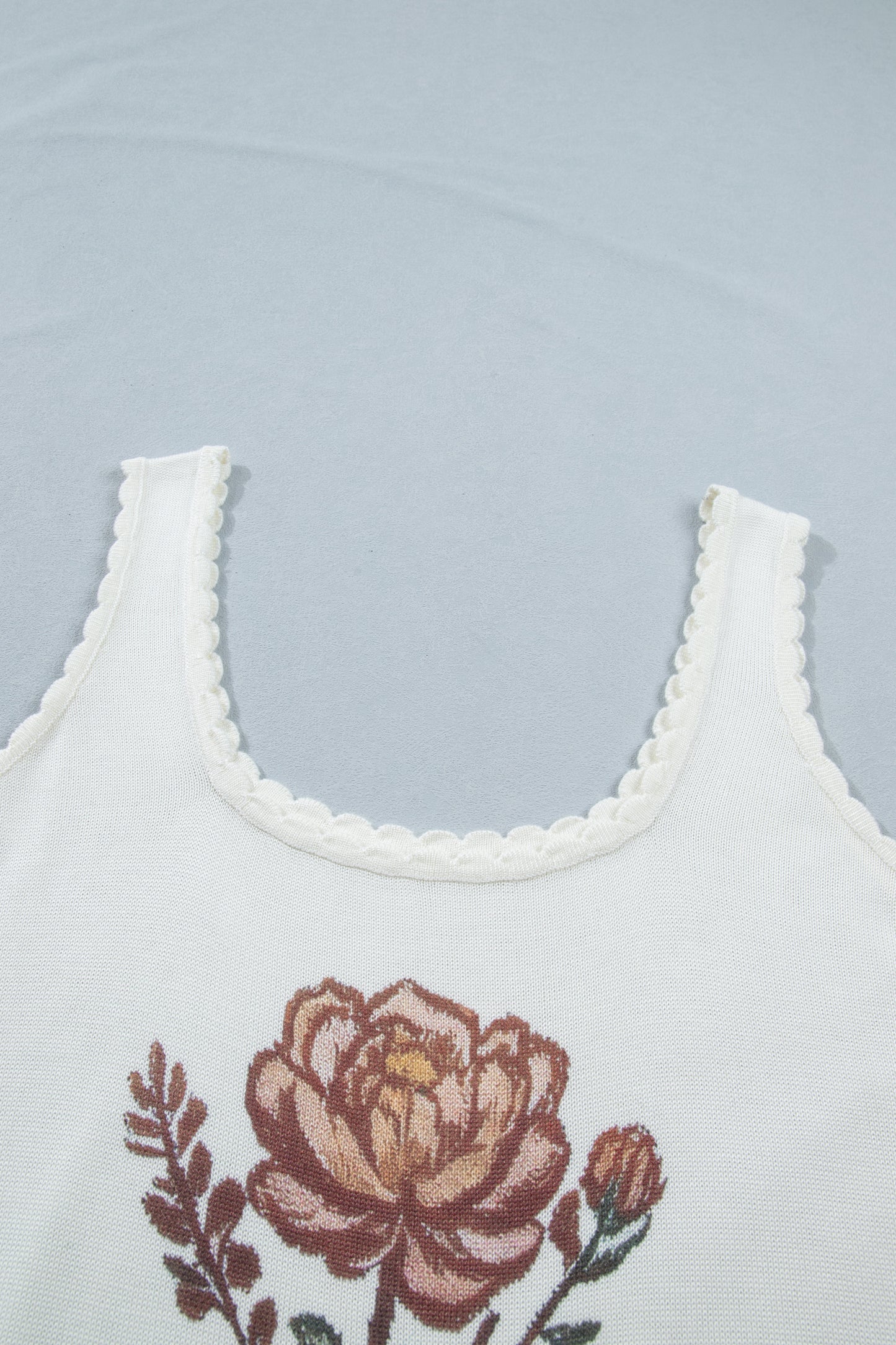 White Plus Size Floral Print Scalloped Trim Square Neck Sweater Vest