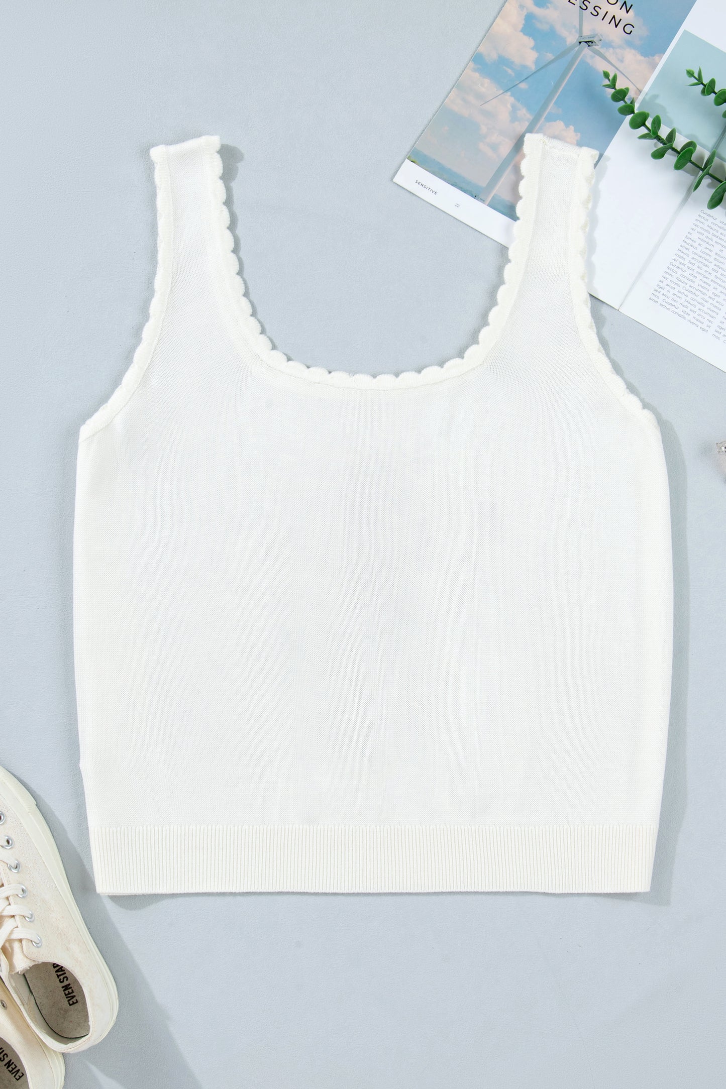 White Plus Size Floral Print Scalloped Trim Square Neck Sweater Vest